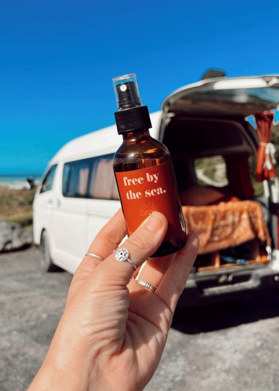 Van & wettie spray